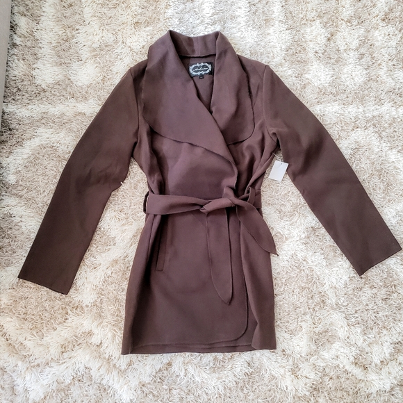 Lightweight coat - Picture 1 of 7